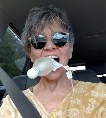 Siri Norderhus, før lungetransplantert, med intravenøs