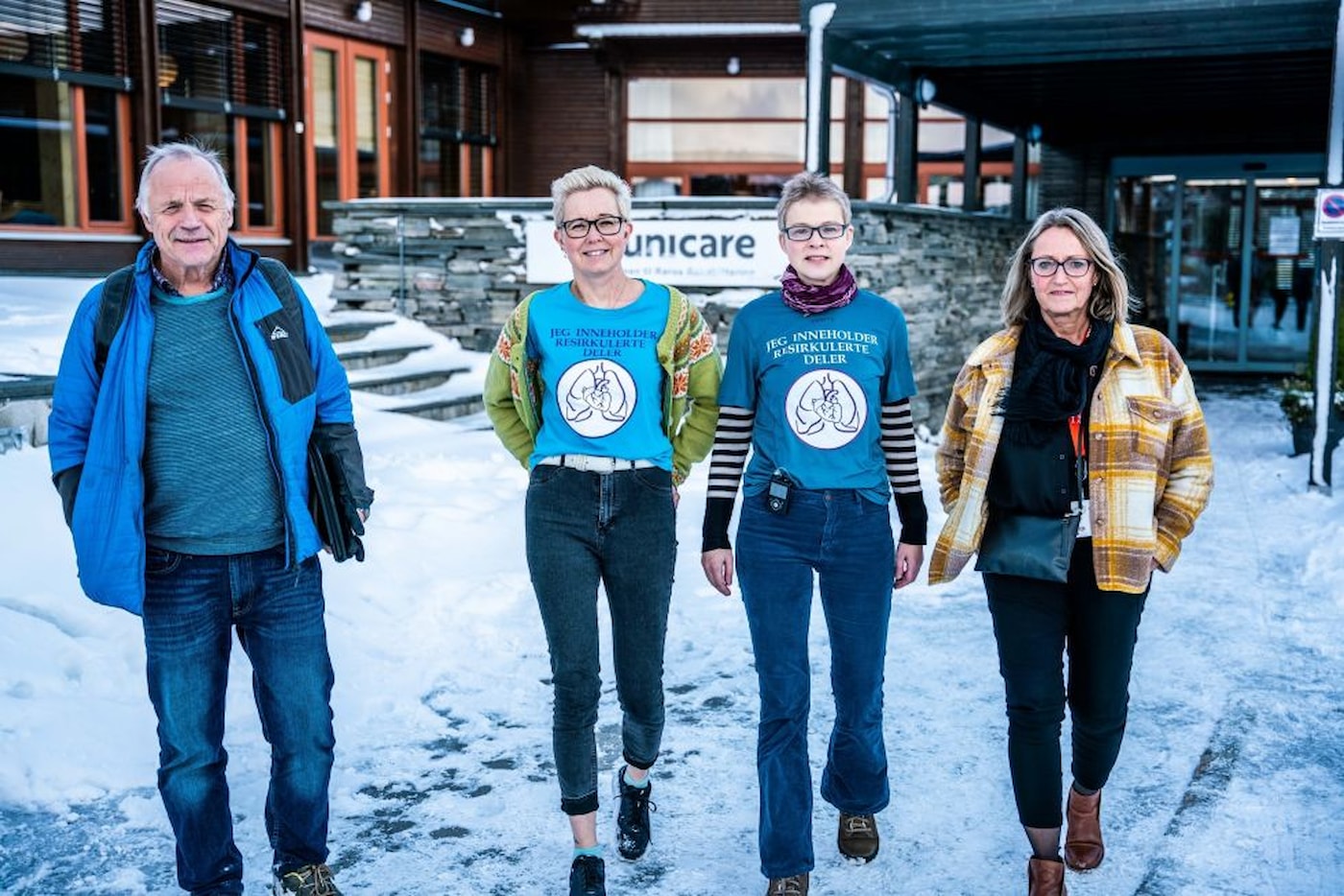 Leder i LHL Røros, Kjell Engan, ildsjelene Eva Beate Galgum og Ellisiv Stifoss-Hanssen, og daglig leder ved Unicare Røros, Mary Anne Bakos