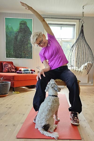Siri Norderhus trener hjemme, med Hjertekampen